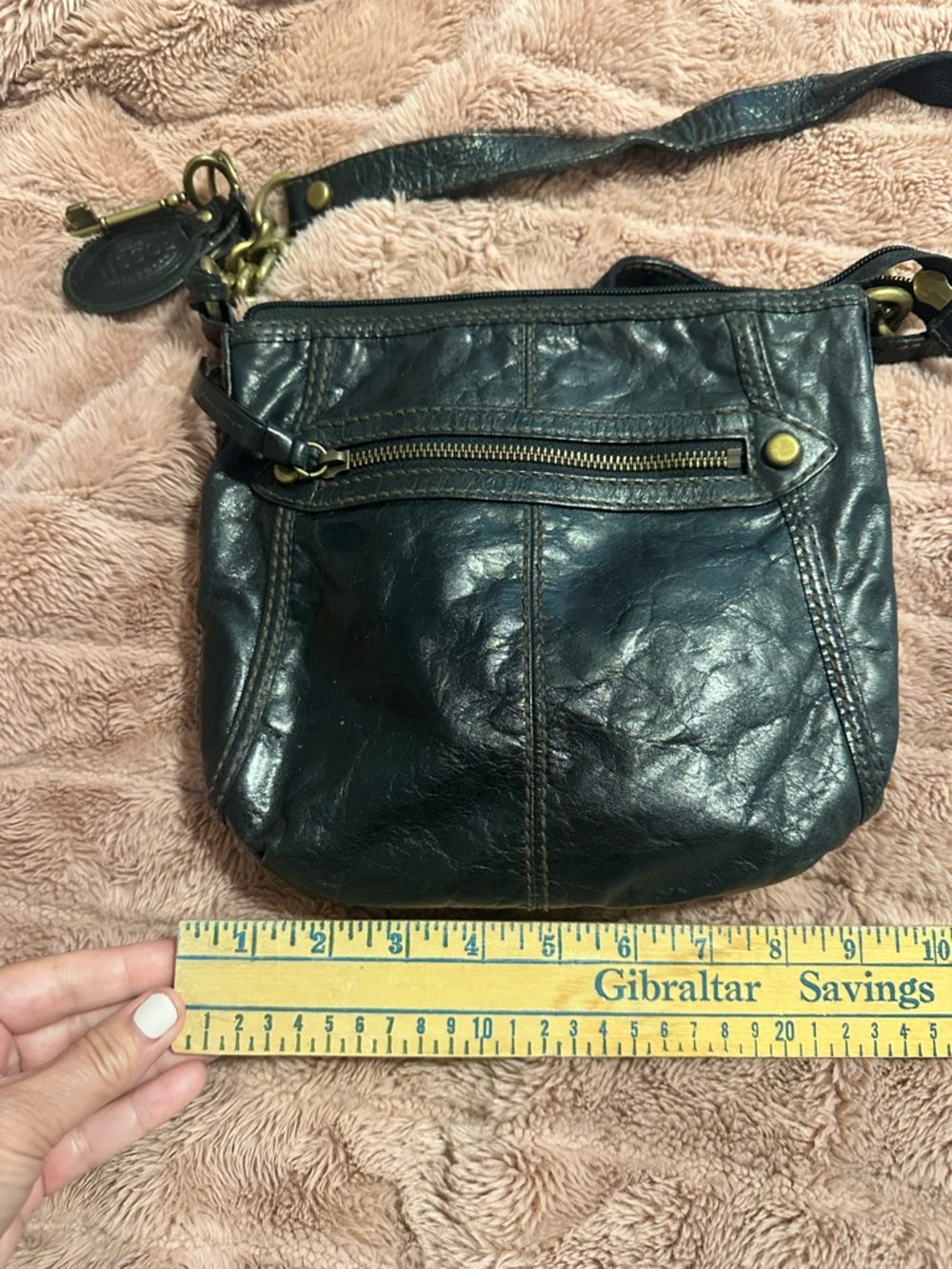 Fossil Black Leather Crossbody Bag Chain Strap Boho Luxe Slouchy Purse Key Charm - Picture 8 of 10